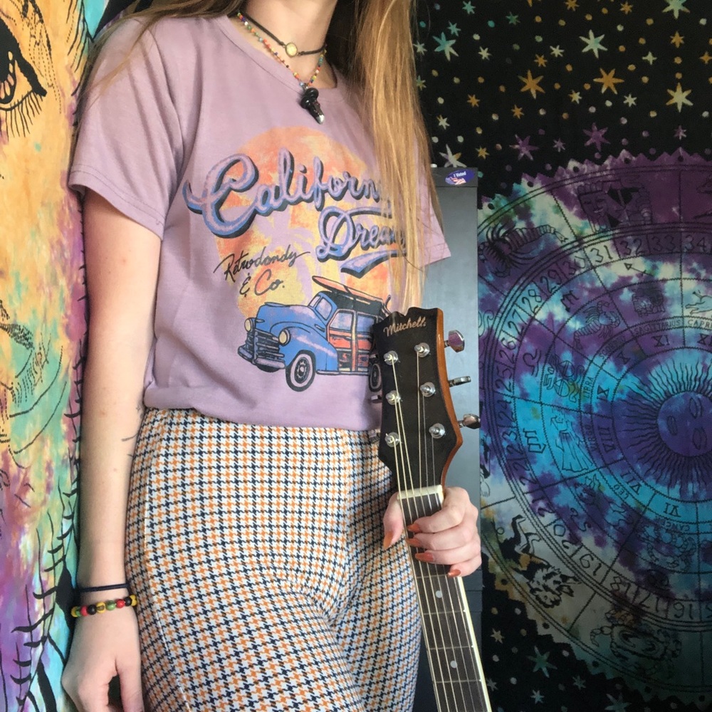 Purple short sleeve tee